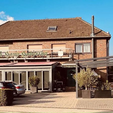 Hotel Haus Hubertus Elsdorf Exterior foto